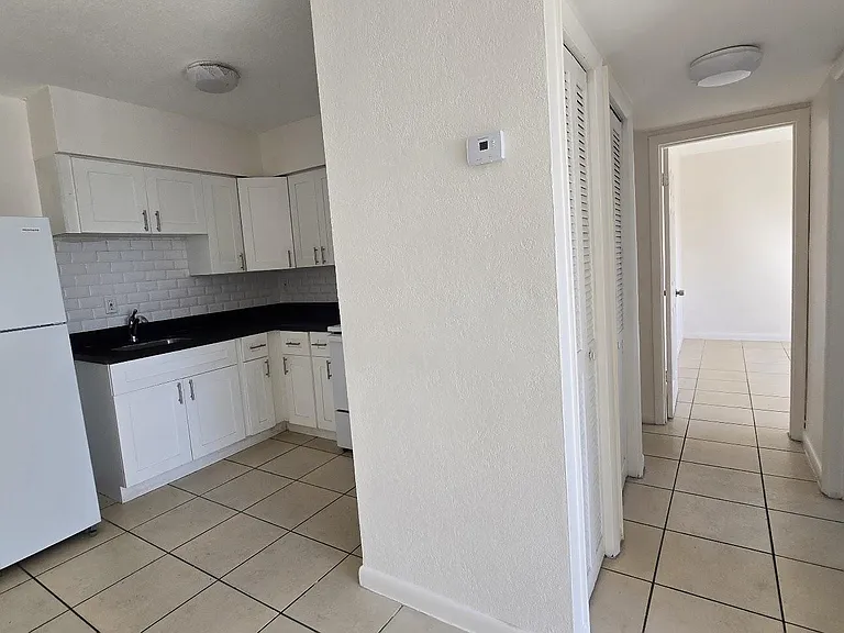 1290 NE 142nd St #10 — Photo 3
