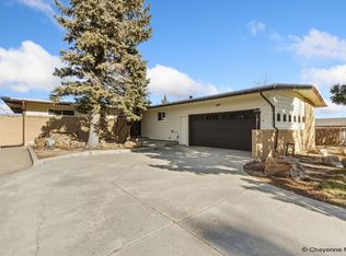 610 Vista Ln, Cheyenne, WY 82009