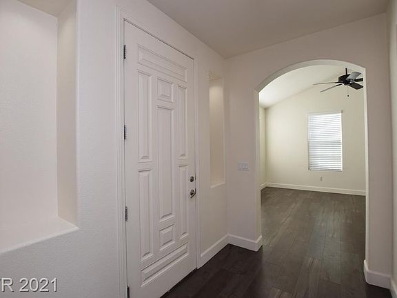 2nd image of 10560 Olympic Pine Dr