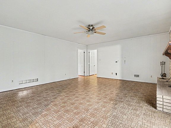 5th image of 4919 Grinnell Dr