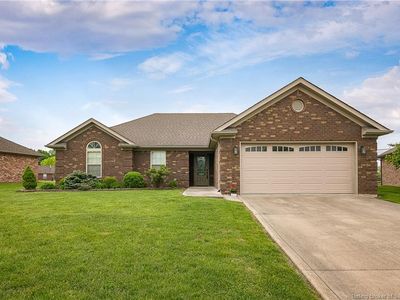 5412 Hawthorn Gln, Charlestown, IN, 47111