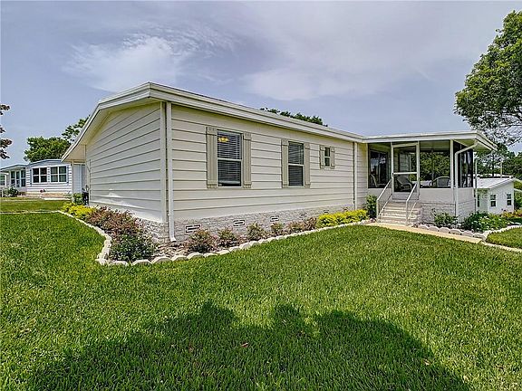 4th image of 2250 Orangewood Cir #1550