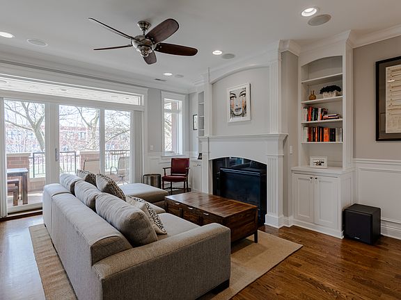 2nd image of 3315 N Seminary Ave #2