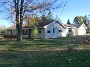 8614 R Dr S, Union City, MI 49094