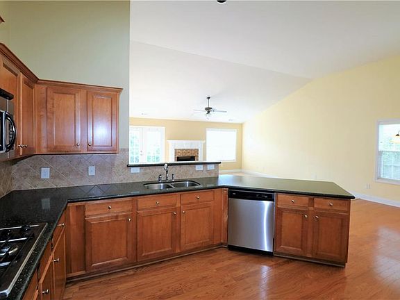 5th image of 181 Mill Stone Dr