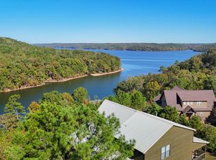 15 Marina Point Cir, Iuka, MS 38852