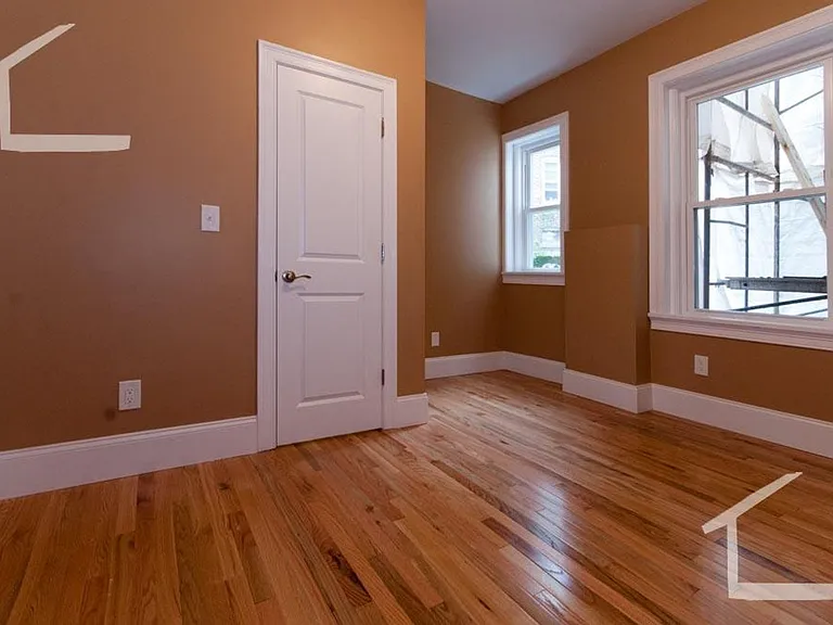 6 Lothian Rd #11 — Photo 8