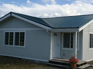 686 E Remington Rd, Athol, ID 83801