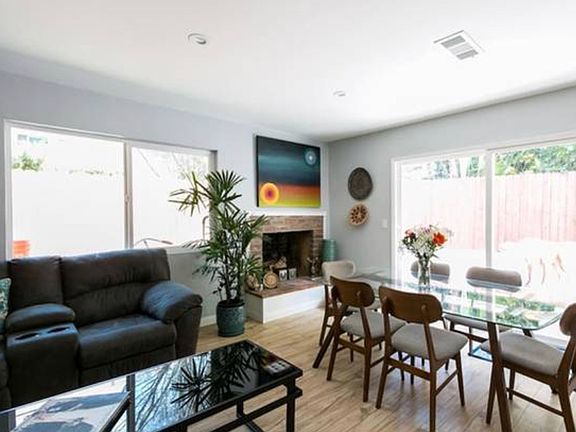 2nd image of 2219 Navarro Ave