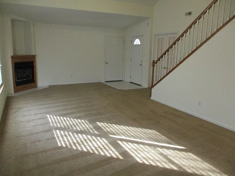 1725-1727 Louise Cir — Photo 31