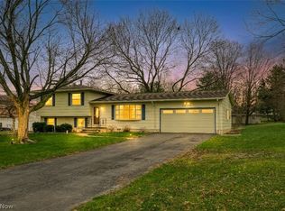 6860 Beridge St, Louisville, OH 44641