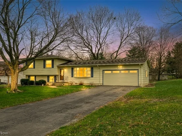 6860 Beridge St, Louisville, OH 44641