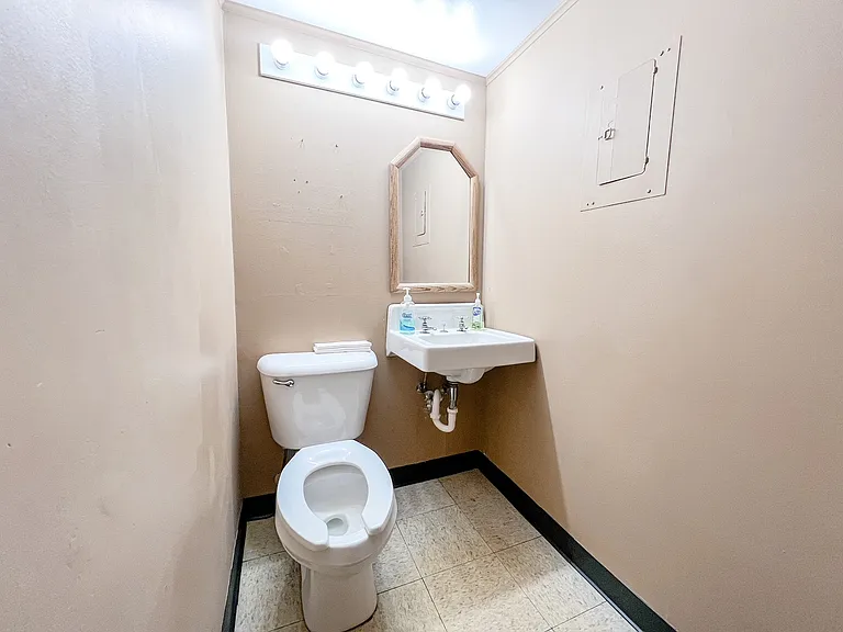 555 S Schuyler Ave #115 — Photo 10