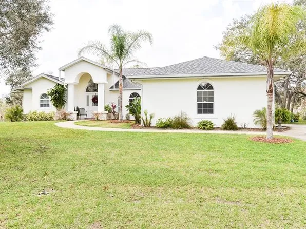 1610 Scrub Jay Trl, Frostproof, FL 33843