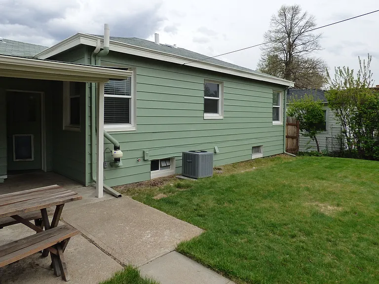 1655 S Columbine St — Photo 21