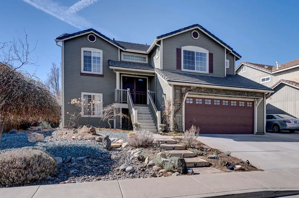 5560 Twin Creeks Dr photo 1