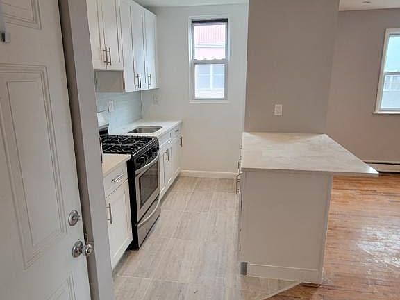 5th image of 41 Mohawk Ave APT 2
