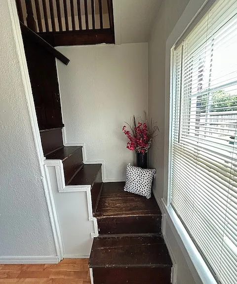 1409 S Western St — Photo 7