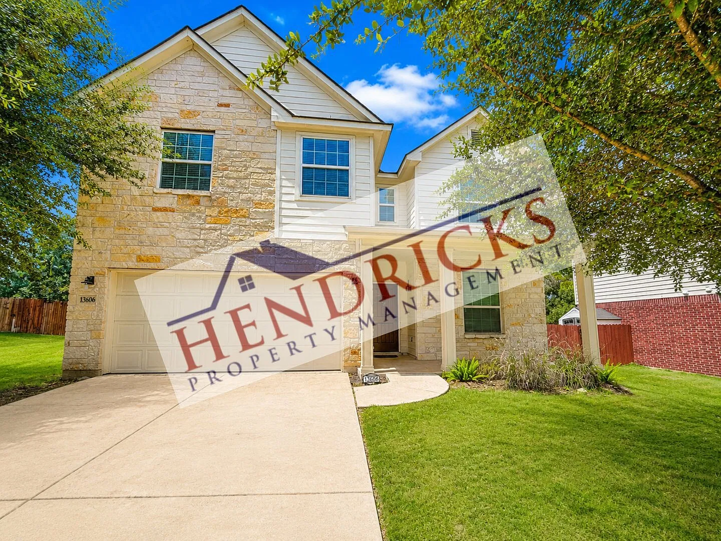 Move-In Special. 1 Month Free Rent with an 18-month lease — Photo 2