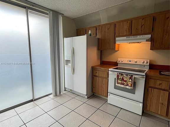 4th image of 1357 Sussex Dr #1357