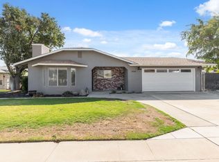 1488 Ashcroft Ave, Clovis, CA 93611