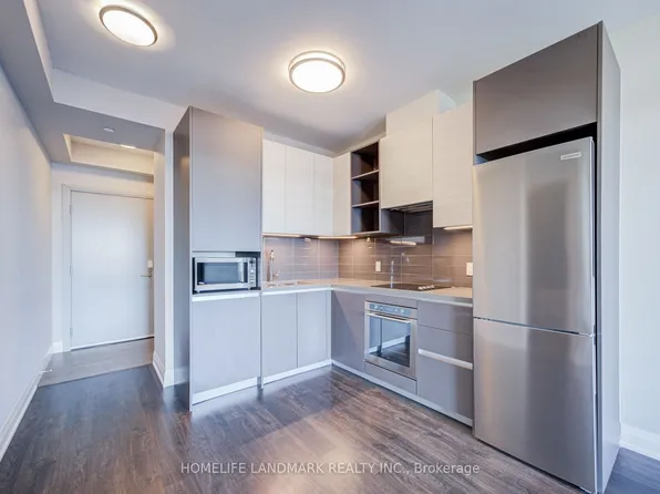 396 Highway 7 E #519, Richmond Hill, ON L4B 0C6