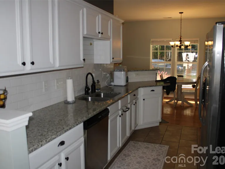 9446 Cadman Ct — Photo 2