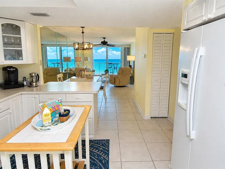 18650 Gulf Blvd #305 — Photo 12