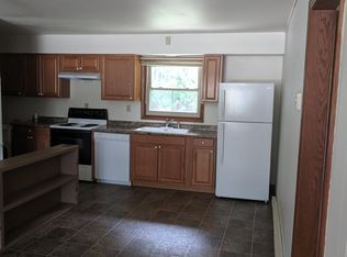 205 E Paradise Dr, West Bend, WI 53095