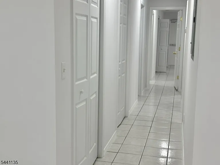 621 Elizabeth Ave — Photo 7