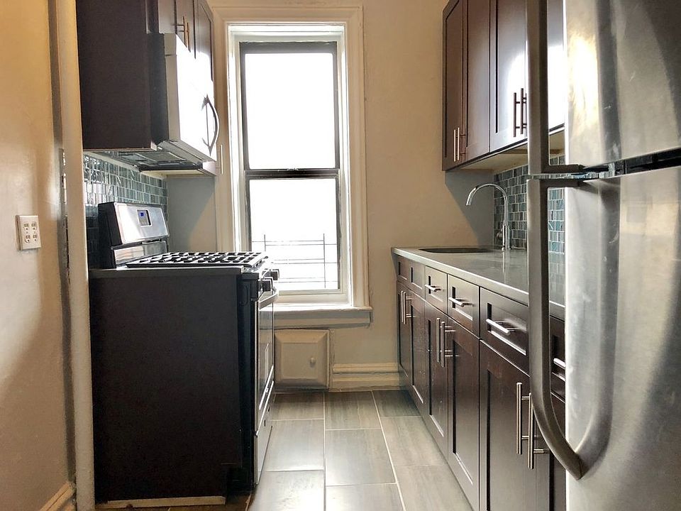 1st image of 1325 E 19th St APT 10D