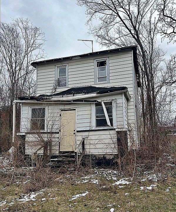 1st image of 2625 Van Buren St