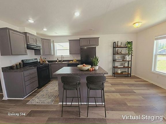 2nd image of 825 N Lamb Blvd #322