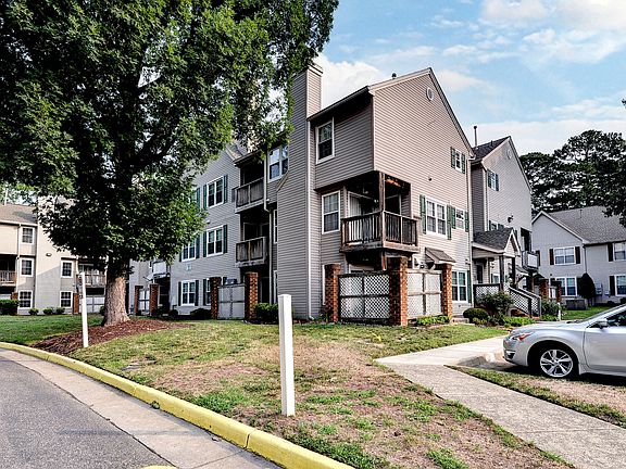 3rd image of 12928 Daybreak Cir