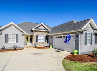 131 Morgan Rd, West Union, SC 29696
