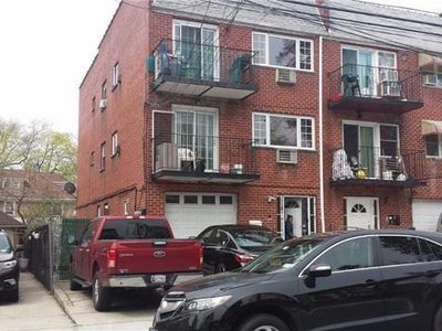 8516 169th St, Jamaica, NY, 11432
