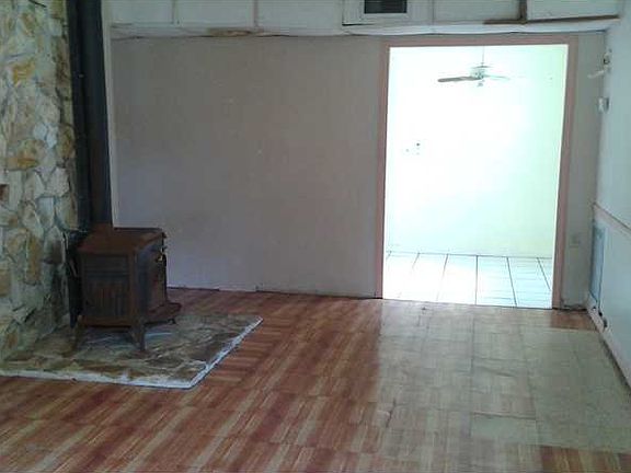 5th image of 975 29th Ave