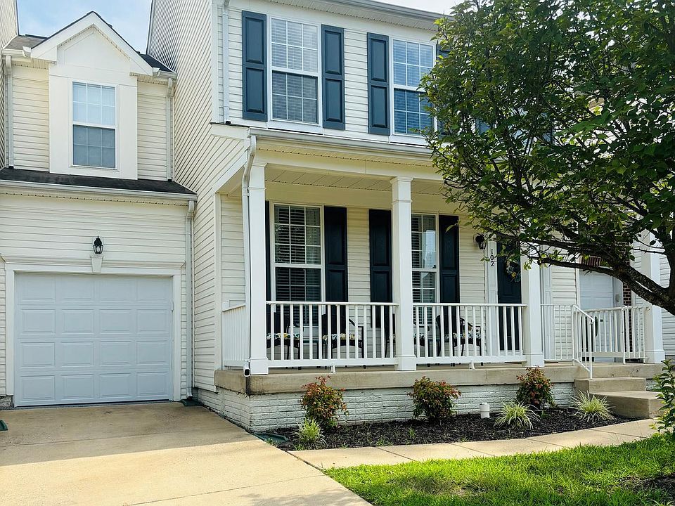 1st image of 102 Douglas Dr