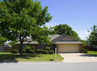 304 Thunder Valley Trl, Georgetown, TX 78626