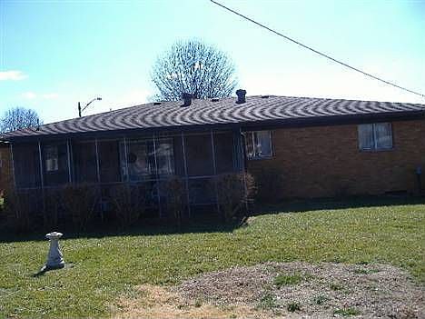 2nd image of 115 Franklin St