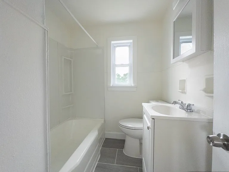 Bathroom | Cedar Knoll Bathroom | Cedar Knoll