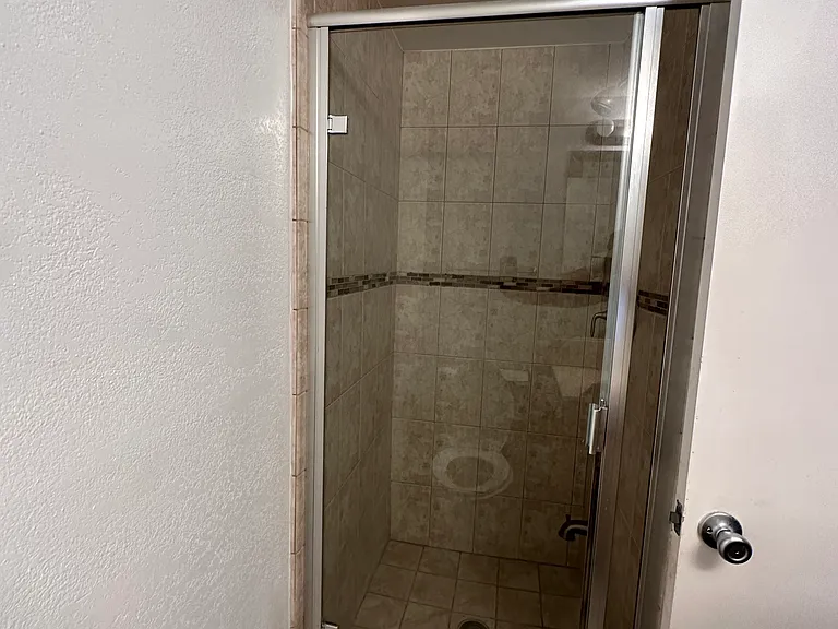 704 Windward Ct — Photo 13