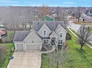 23805 W 54th Ter, Shawnee, KS 66226