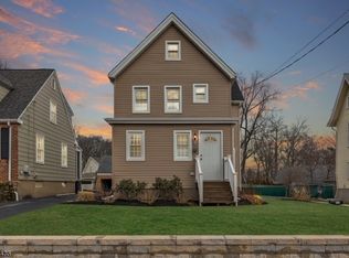 107 Summit Ave, Chatham, NJ 07928