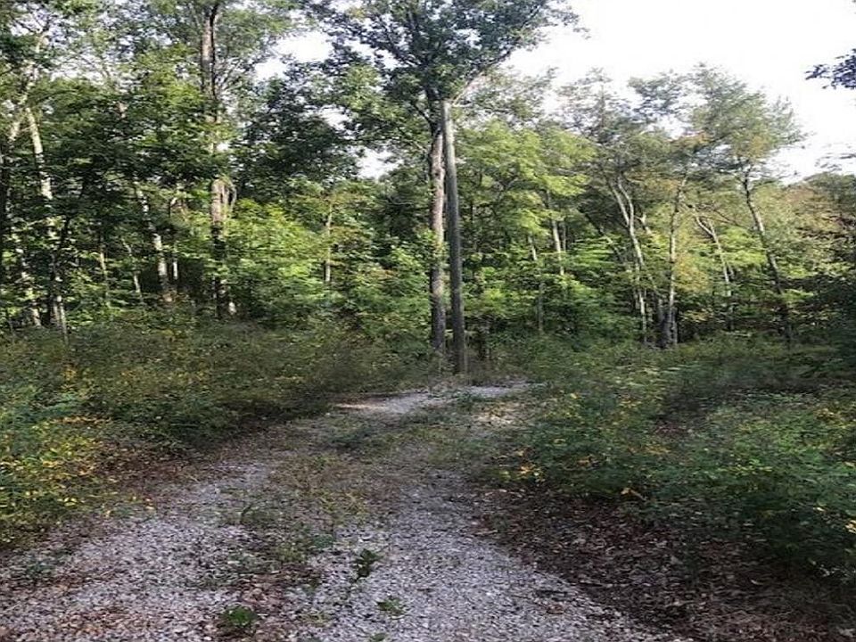 1st image of Hardwood Hollow Way