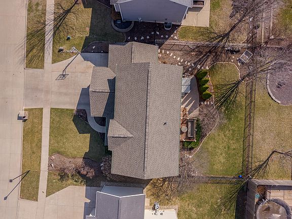 4th image of 2215 Savanna Rd