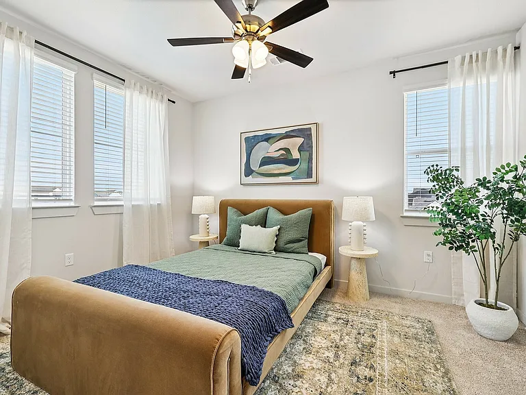 YardHomes Trailside Unit 908 Bedroom