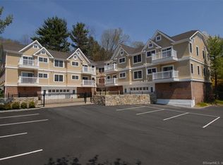 130 Post Rd W, Westport, CT 06880