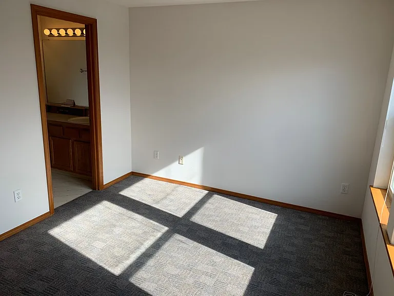 21958A NE Chinook Way — Photo 9