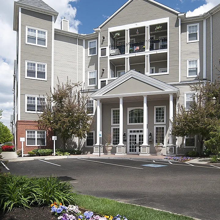 Washington Crossing Apartments